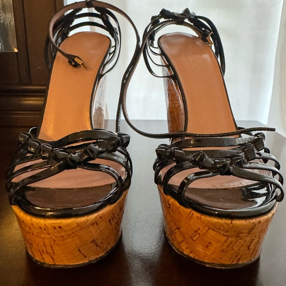 Authentic Gucci Sz. 35. Wedges - Picture 7 of 8